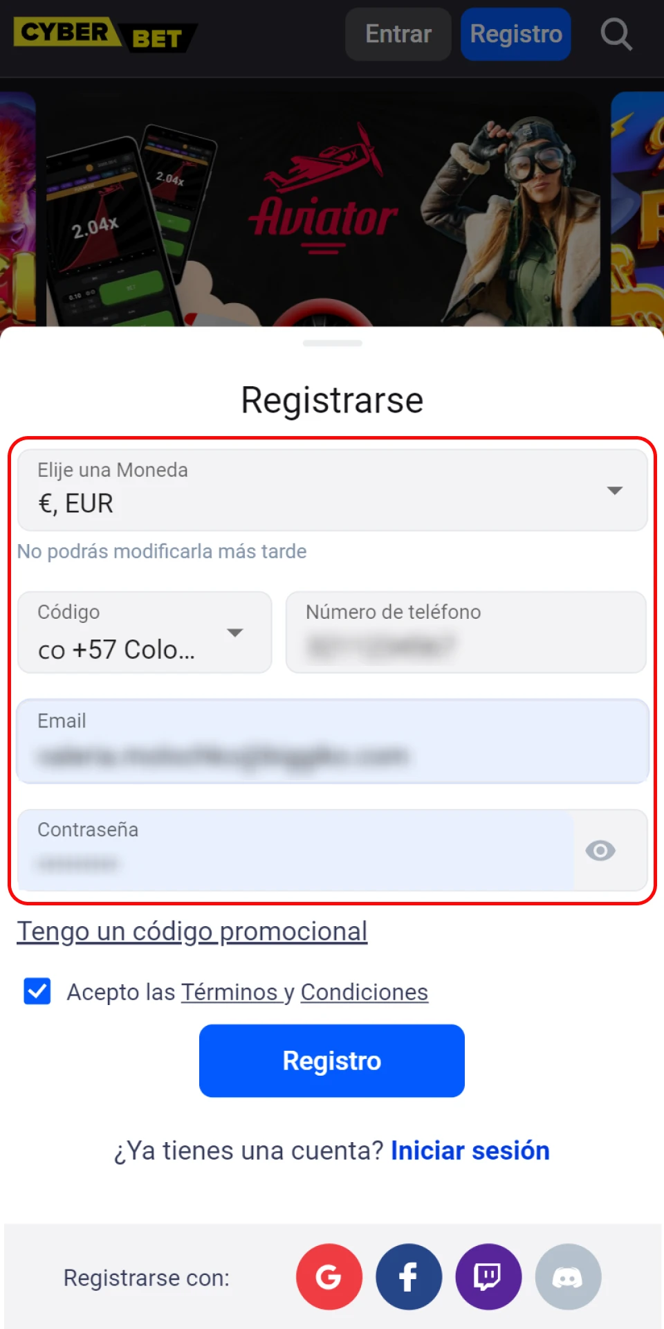 Introduce tu email y crea una contraseña para registrarte en Cyber Bet.